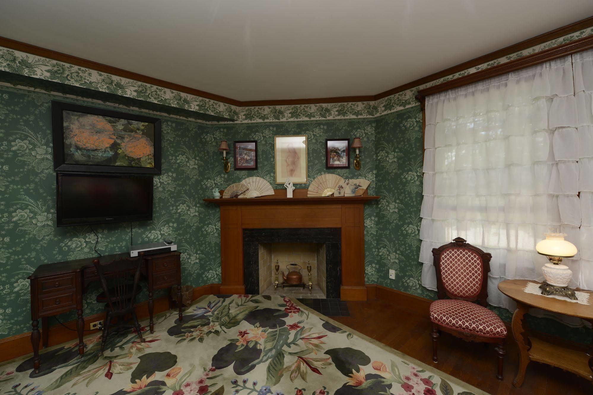 Munroe Inn Boutique Hotel Auburn Esterno foto