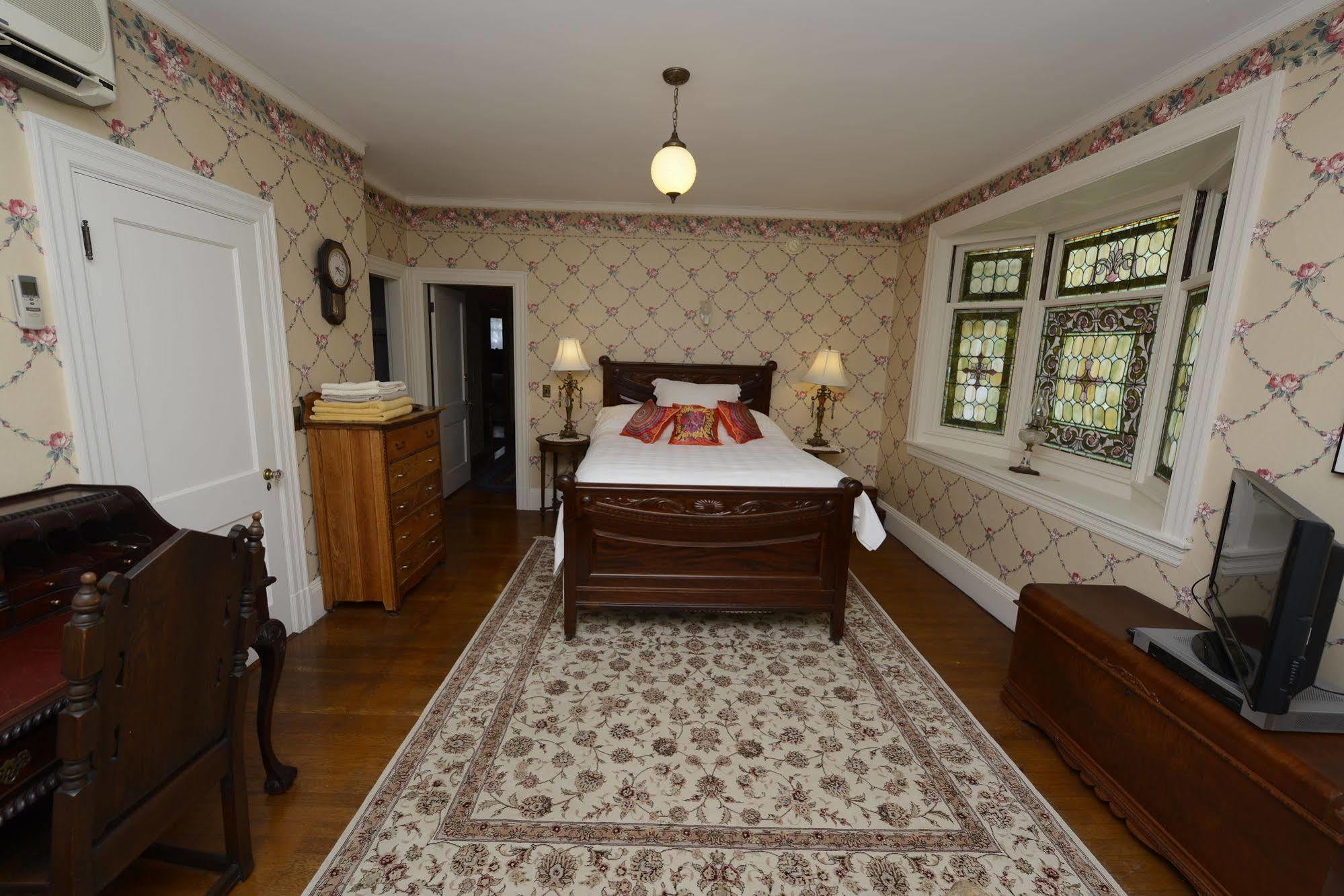 Munroe Inn Boutique Hotel Auburn Esterno foto
